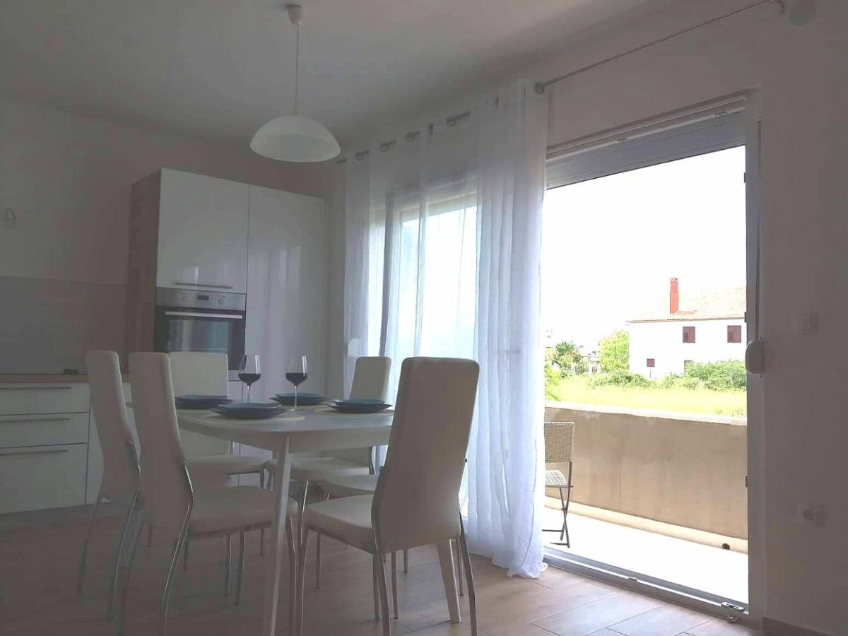 Apartamento Ana I Ljubo Sukošan Exterior foto