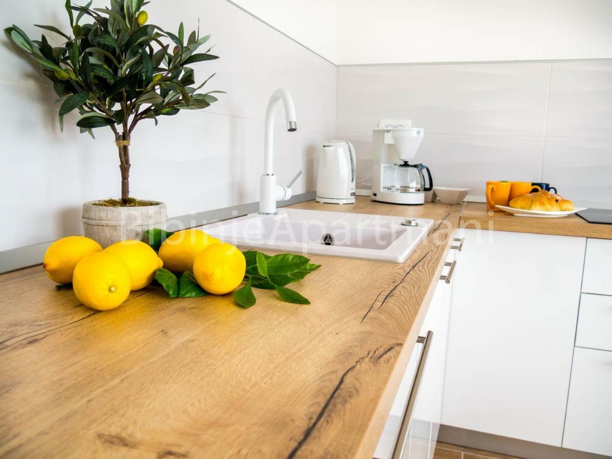 Apartamento Ana I Ljubo Sukošan Exterior foto