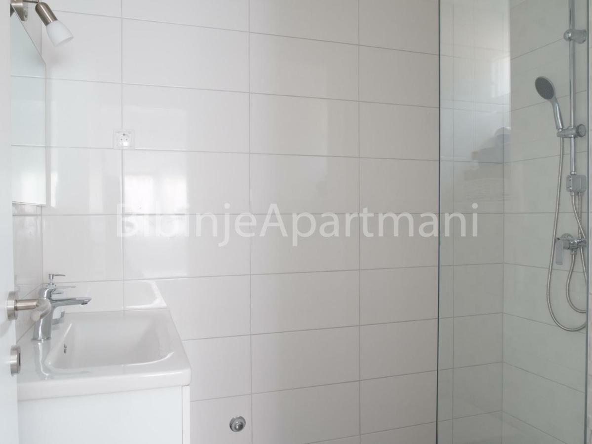 Apartamento Ana I Ljubo Sukošan Exterior foto