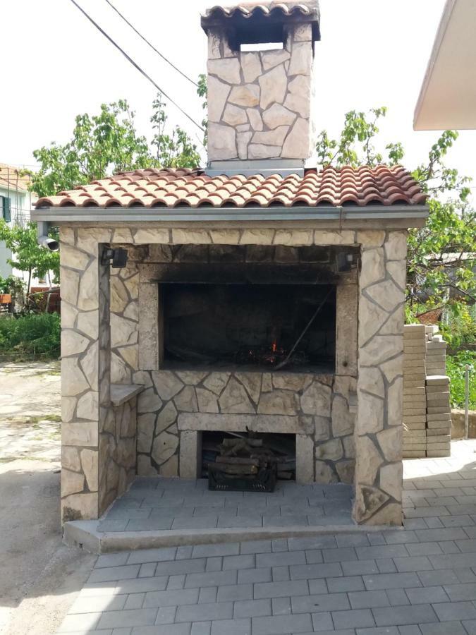 Apartamento Ana I Ljubo Sukošan Exterior foto